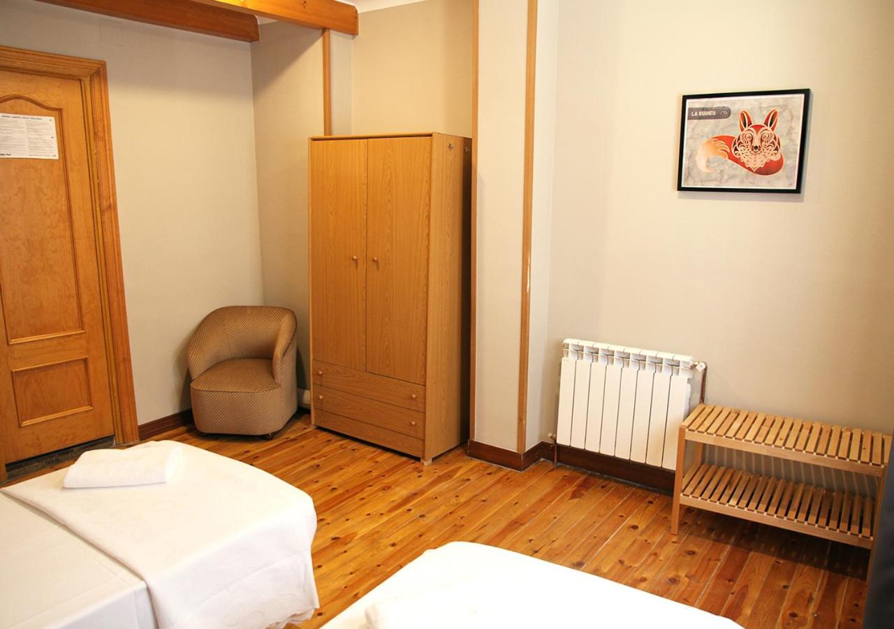 Hostal Fonda Prat ปุจเซร์ดา ภายนอก รูปภาพ