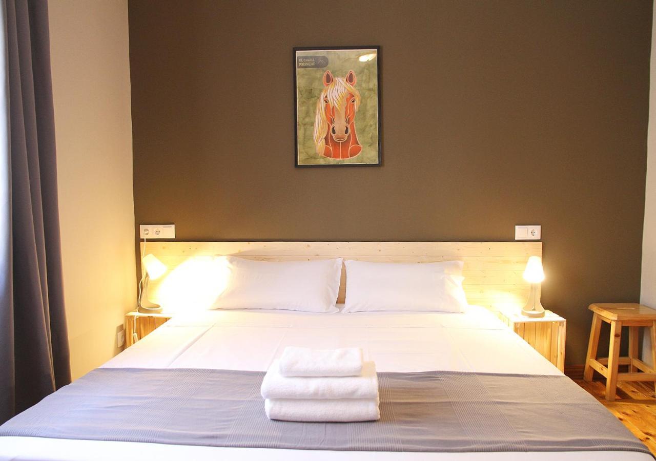 Hostal Fonda Prat ปุจเซร์ดา ภายนอก รูปภาพ