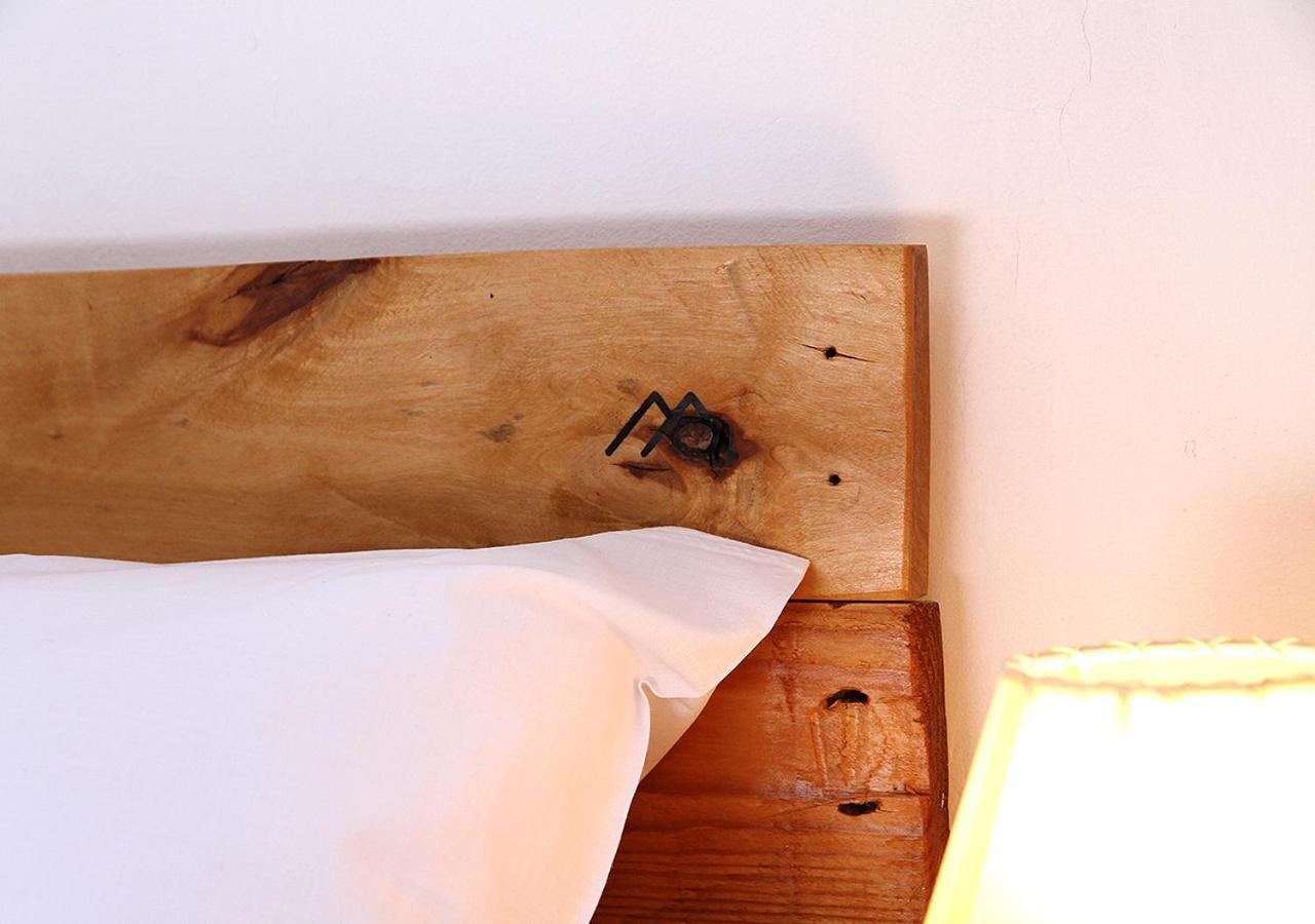 Hostal Fonda Prat ปุจเซร์ดา ภายนอก รูปภาพ